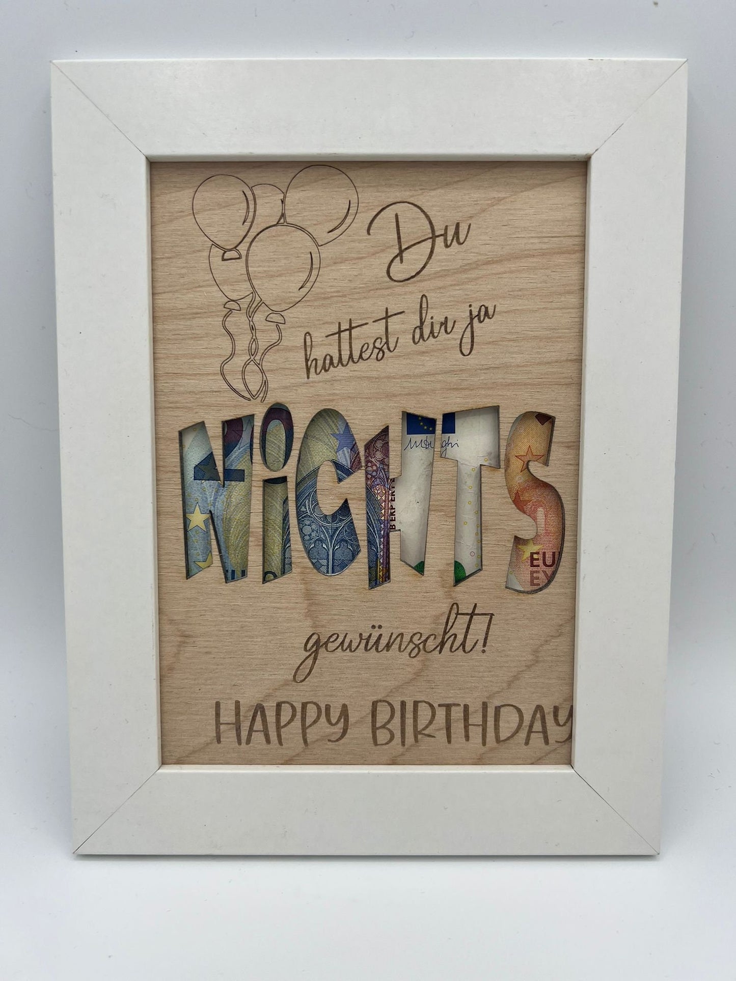 Geldgeschenk NICHTS aus Holz für den 30. Geburtstag mit individuellem Design.